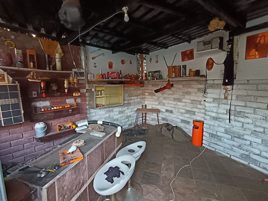 3 Bedroom Property for Sale in Geelhoutpark North West